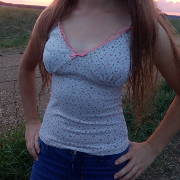 dELiA*s Tops - deLia*s Camisole Floral Tank Top with Peach Ruffle